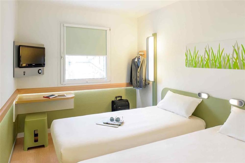 Готель Ibis Styles Les Sables Olonne Номер фото