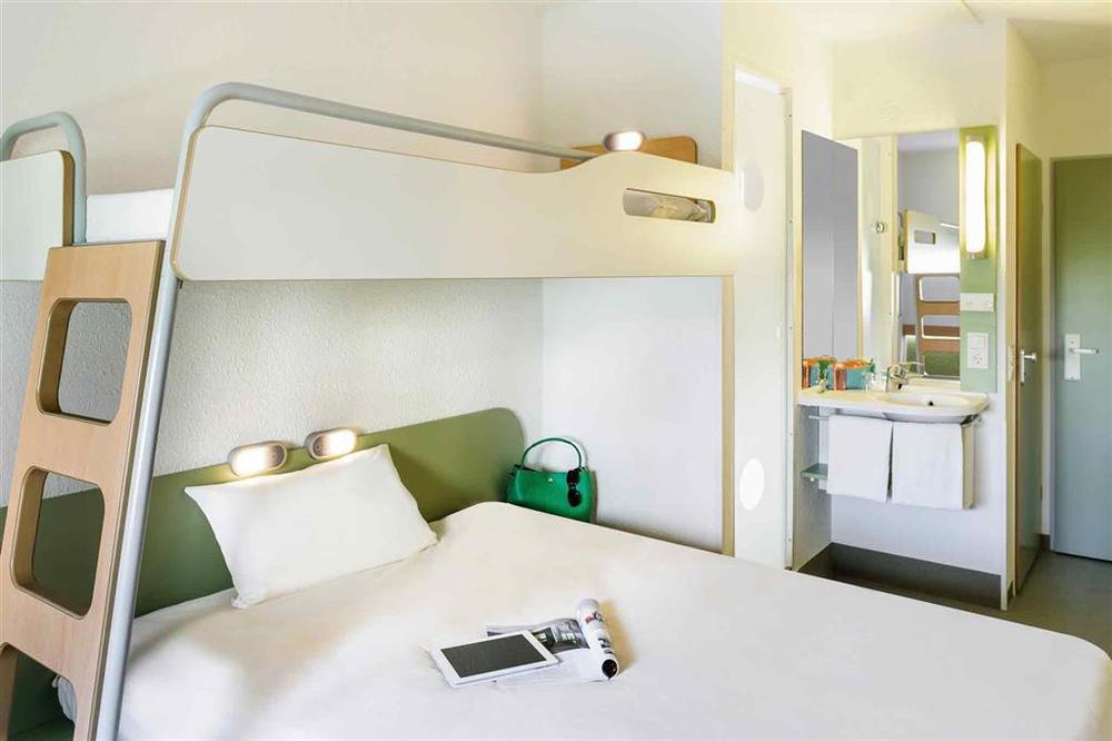 Готель Ibis Styles Les Sables Olonne Номер фото
