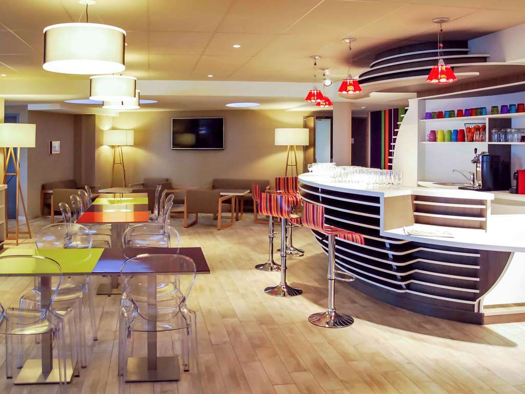 Готель Ibis Styles Les Sables Olonne Ресторан фото