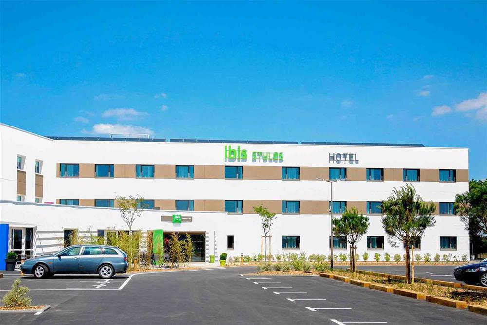 Готель Ibis Styles Les Sables Olonne Екстер'єр фото